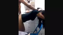 sri sikişkan kız sakso verir